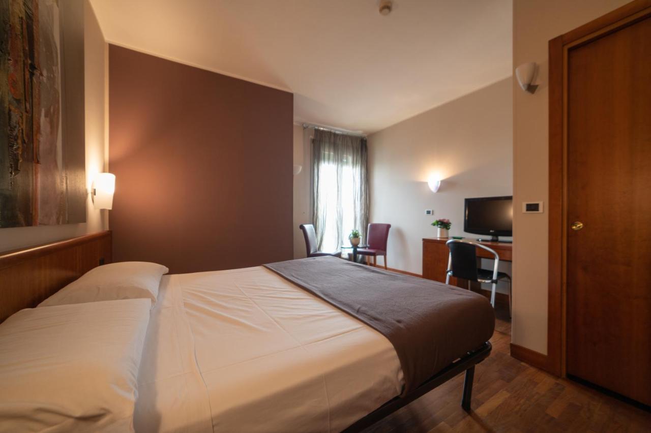 Hotel Querini Business Hotel Sandrigo Esterno foto