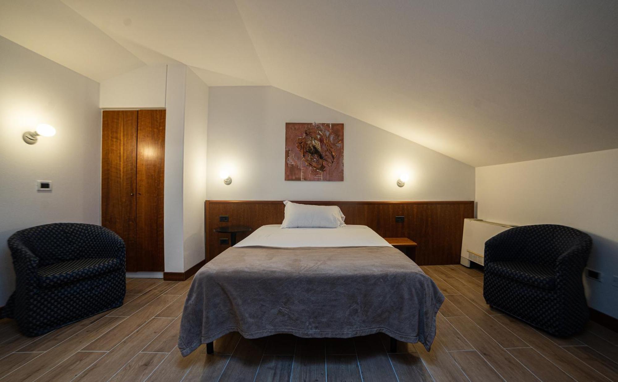 Hotel Querini Business Hotel Sandrigo Esterno foto