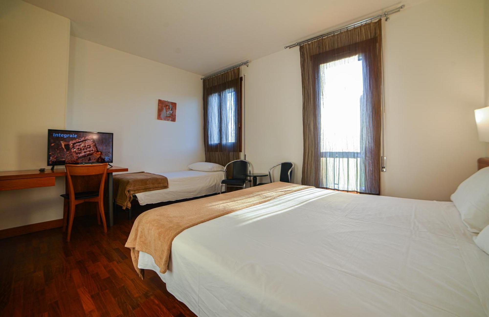 Hotel Querini Business Hotel Sandrigo Esterno foto